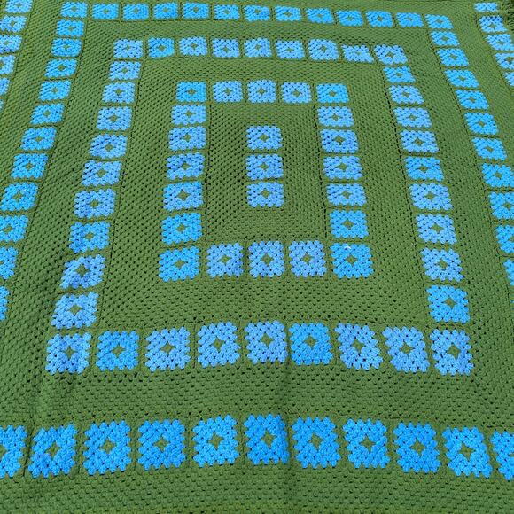 Vintage Granny Square Blanket BedSpread Handmade Retro Boho Eclectic - Picture 3 of 5